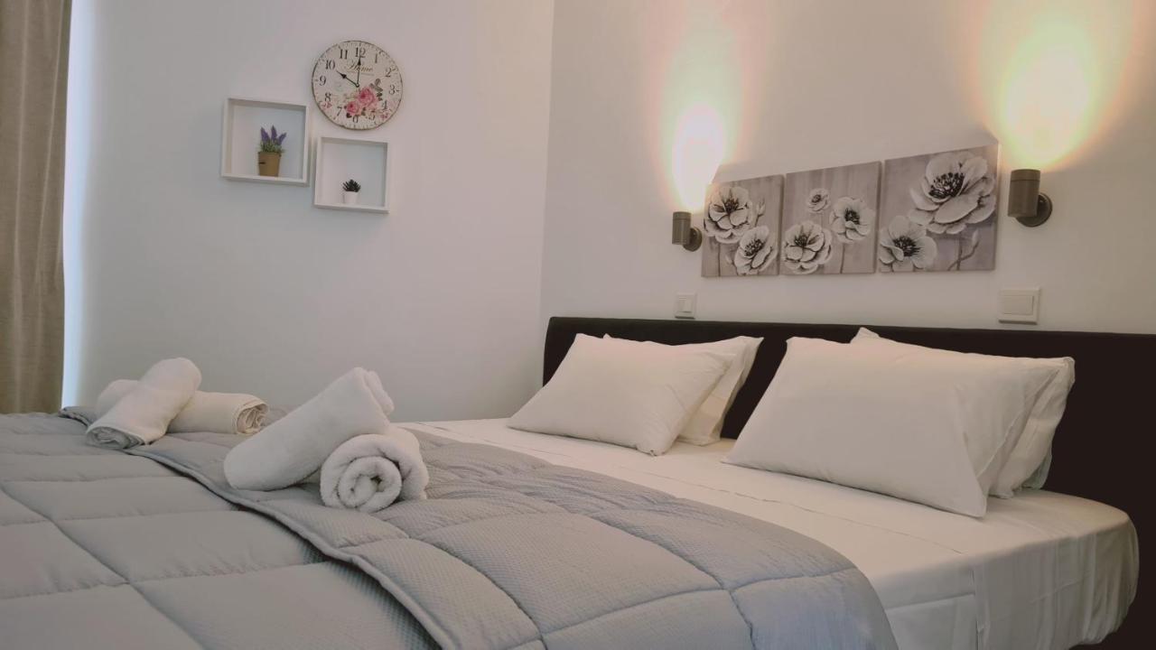 Stay Napa Living Studios Айя-Напа Екстер'єр фото